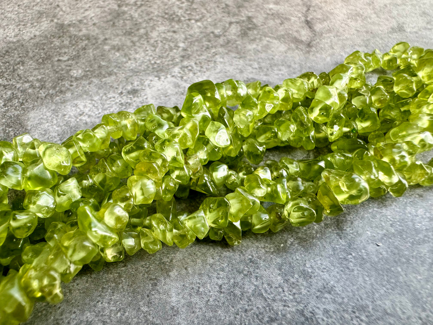 Peridot Chip | Chip Beads | 5-8mm | 33" String