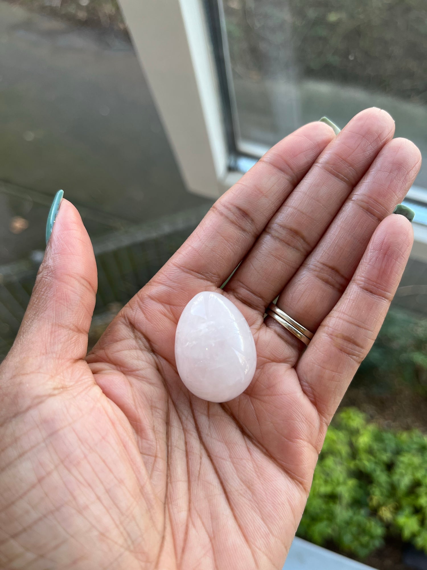 Rose Quartz | Polished Pebble/Egg | 22 x 30mm